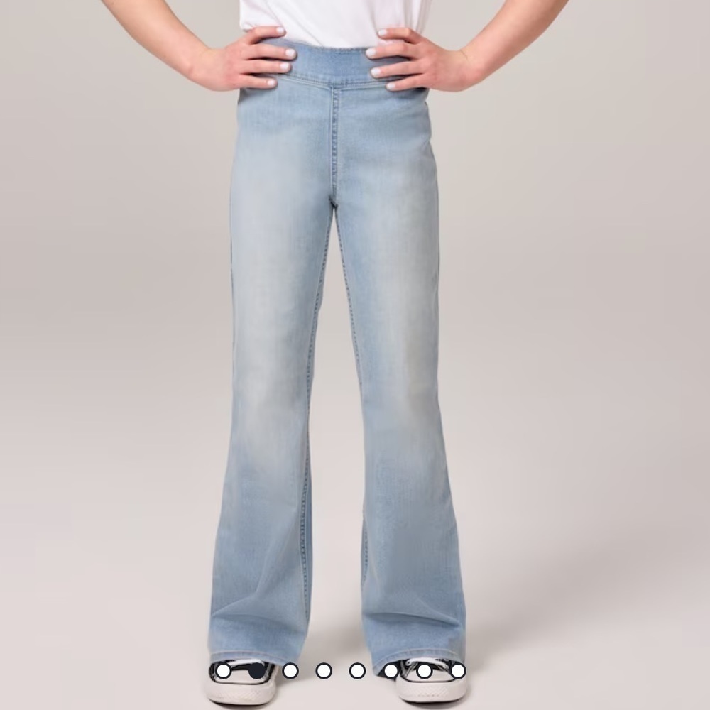 Abercrombie & Fitch Kids Pull on Flare Jeans! (NWT)